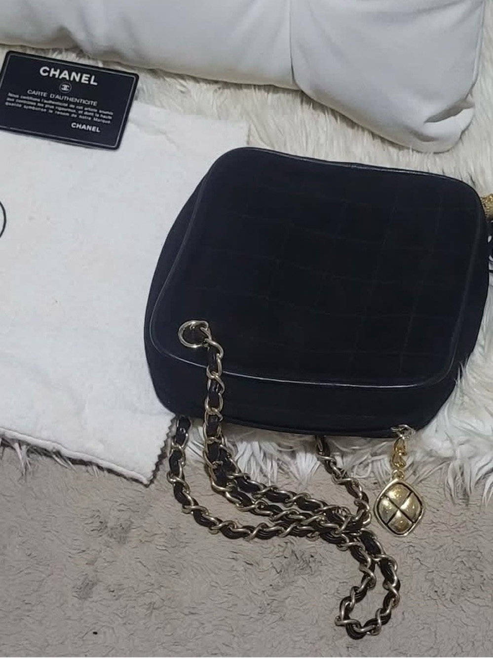 Chanel Vintage Diamond Shape Suede Leather Choco Bar Shoulder Bag - Picture 10 of 13